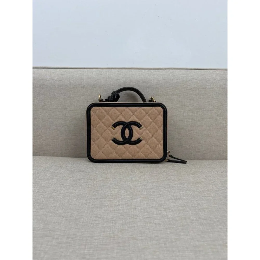 CHANEL Beige/Black Caviar CC Filigree Vanity Case Small GHW